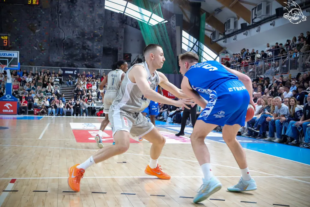Galeria zdjęć 29 kolejki OBL Dziki Warszawa-Anwil Włocławek — zdjęcie 55