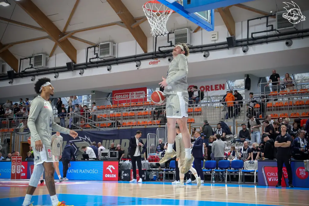 Galeria zdjęć 29 kolejki OBL Dziki Warszawa-Anwil Włocławek — zdjęcie 22