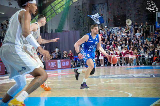 Galeria zdjęć 29 kolejki OBL Dziki Warszawa-Anwil Włocławek — zdjęcie 91