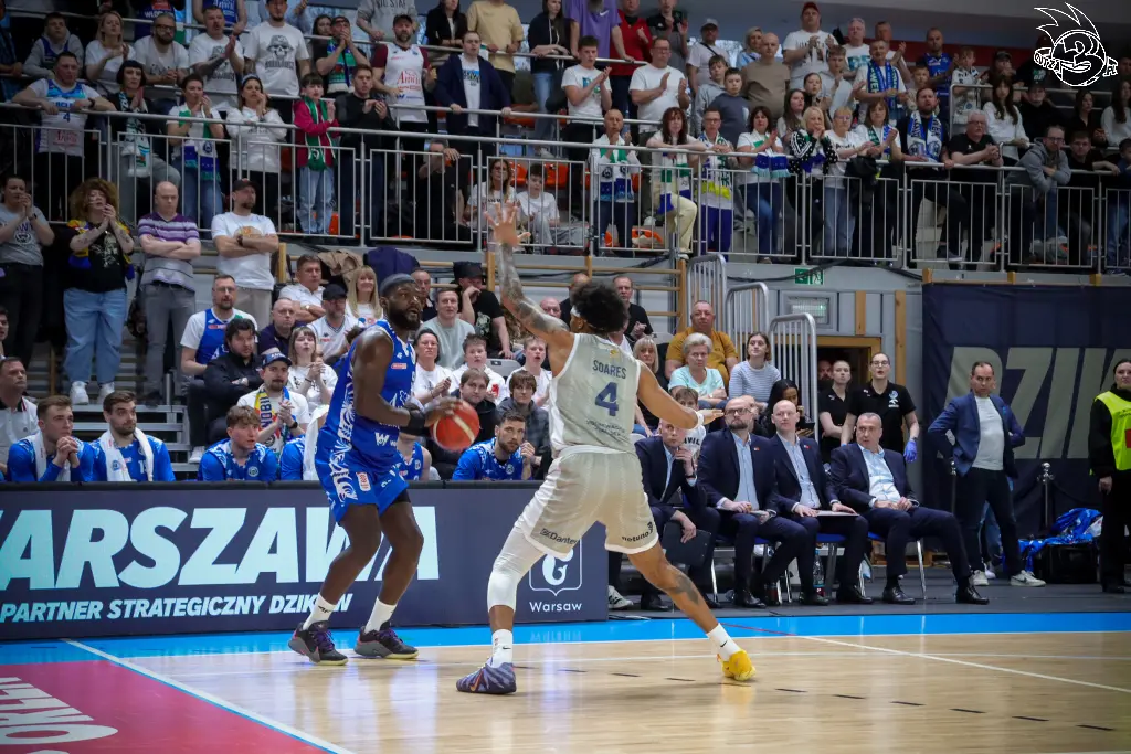 Galeria zdjęć 29 kolejki OBL Dziki Warszawa-Anwil Włocławek — zdjęcie 113