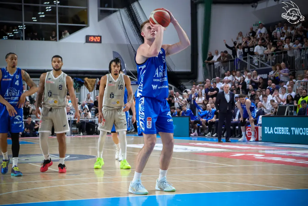 Galeria zdjęć 29 kolejki OBL Dziki Warszawa-Anwil Włocławek — zdjęcie 159