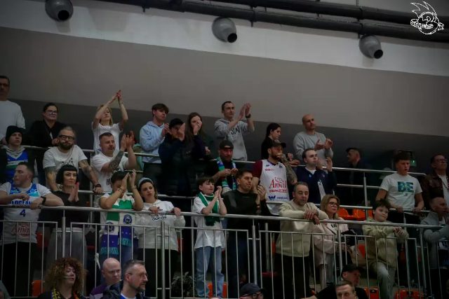 Galeria zdjęć 29 kolejki OBL Dziki Warszawa-Anwil Włocławek — zdjęcie 206