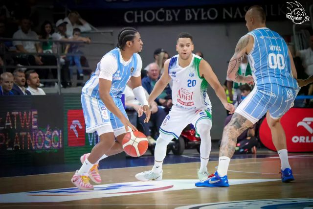 Galeria zdjęć 1 kolejki PGE Basket Ligi Anwil Włocławek-Górnik Zamek Książ — zdjęcie 151