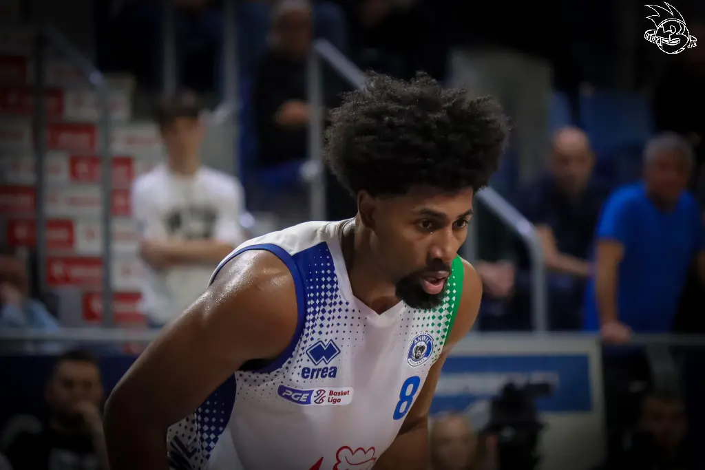 Galeria zdjęć 1 kolejki PGE Basket Ligi Anwil Włocławek-Górnik Zamek Książ — zdjęcie 205