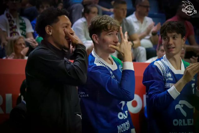 Galeria zdjęć 1 kolejki PGE Basket Ligi Anwil Włocławek-Górnik Zamek Książ — zdjęcie 140