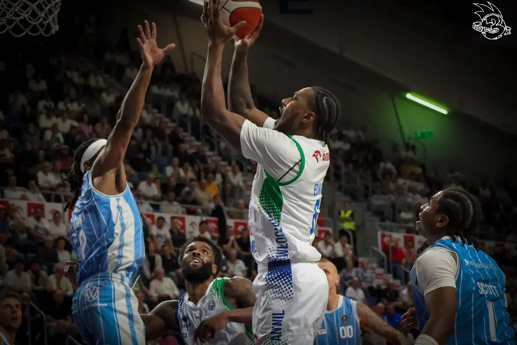 Galeria zdjęć 1 kolejki PGE Basket Ligi Anwil Włocławek-Górnik Zamek Książ — zdjęcie 187