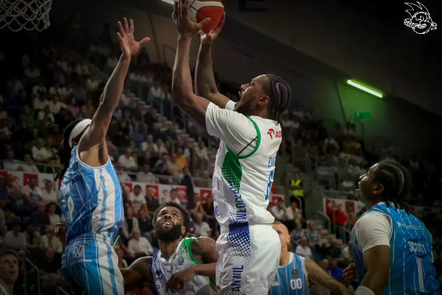 Galeria zdjęć 1 kolejki PGE Basket Ligi Anwil Włocławek-Górnik Zamek Książ — zdjęcie 187