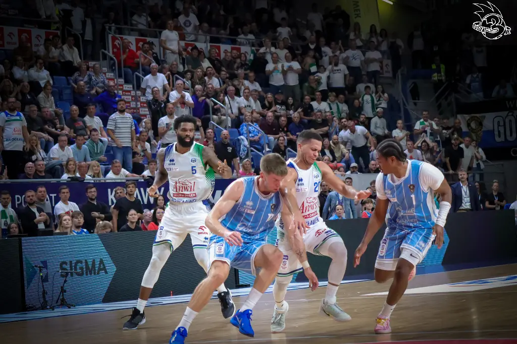 Galeria zdjęć 1 kolejki PGE Basket Ligi Anwil Włocławek-Górnik Zamek Książ — zdjęcie 202