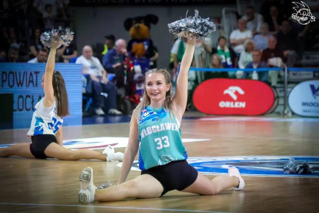 Galeria zdjęć 1 kolejki PGE Basket Ligi Anwil Włocławek-Górnik Zamek Książ — zdjęcie 193