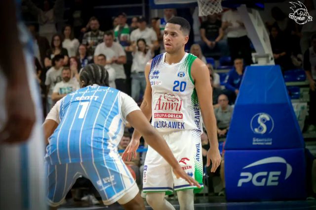 Galeria zdjęć 1 kolejki PGE Basket Ligi Anwil Włocławek-Górnik Zamek Książ — zdjęcie 203
