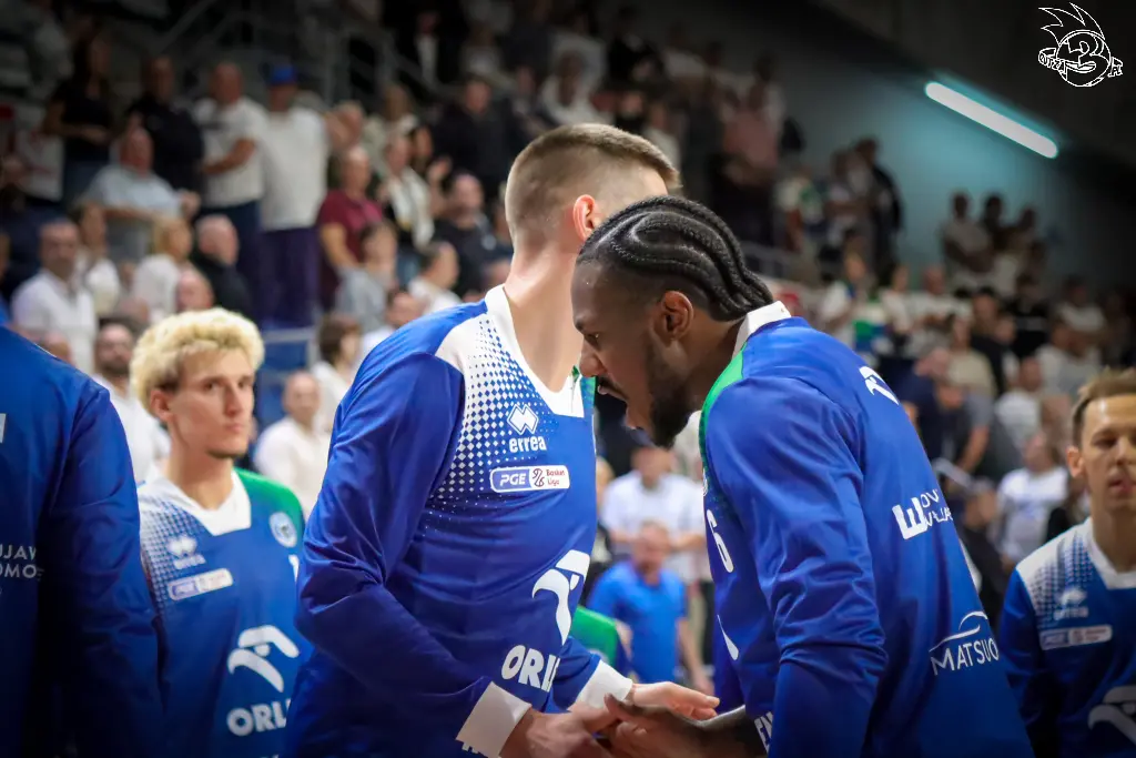 Galeria zdjęć 1 kolejki PGE Basket Ligi Anwil Włocławek-Górnik Zamek Książ — zdjęcie 34