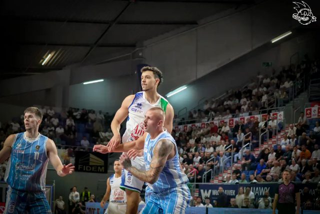 Galeria zdjęć 1 kolejki PGE Basket Ligi Anwil Włocławek-Górnik Zamek Książ — zdjęcie 66