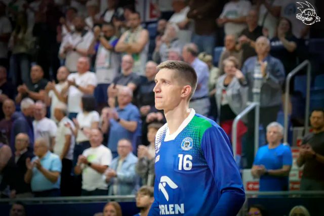 Galeria zdjęć 1 kolejki PGE Basket Ligi Anwil Włocławek-Górnik Zamek Książ — zdjęcie 35