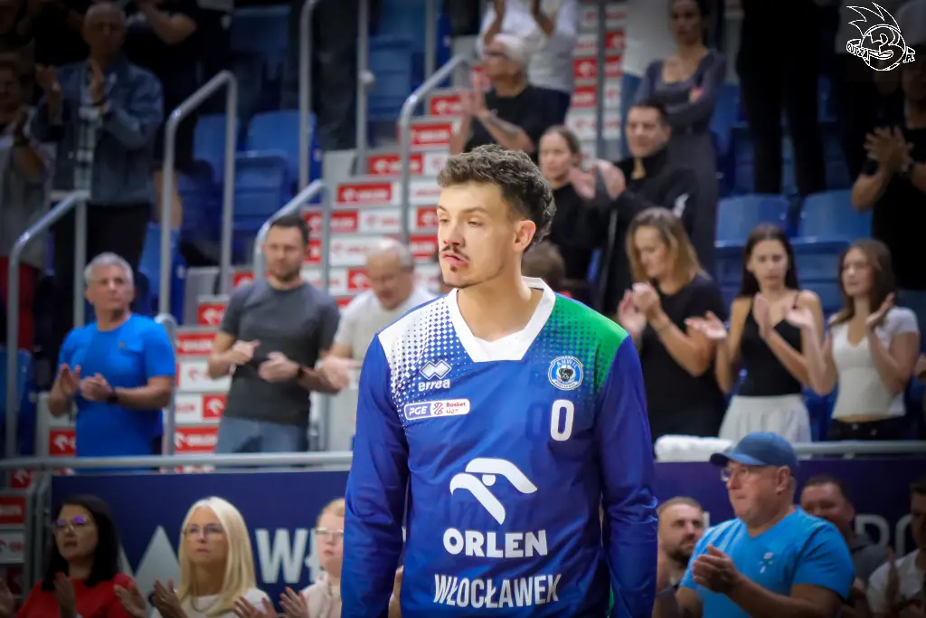 Galeria zdjęć 1 kolejki PGE Basket Ligi Anwil Włocławek-Górnik Zamek Książ — zdjęcie 36