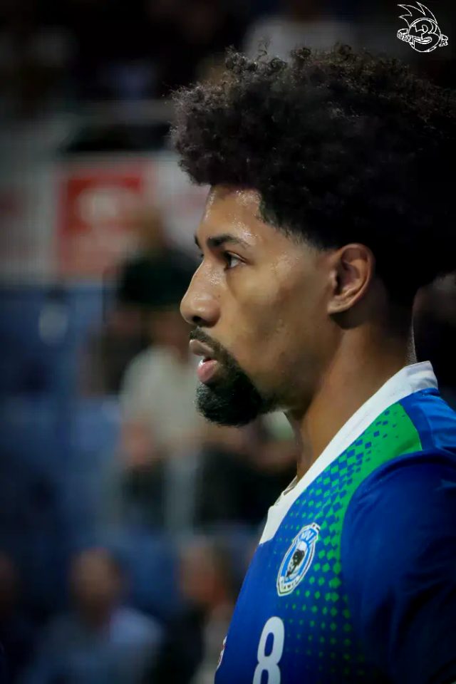 Galeria zdjęć 1 kolejki PGE Basket Ligi Anwil Włocławek-Górnik Zamek Książ — zdjęcie 26