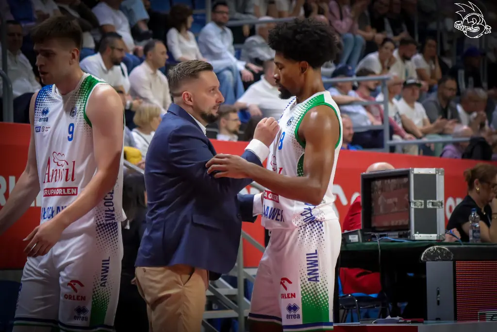 Galeria zdjęć 1 kolejki PGE Basket Ligi Anwil Włocławek-Górnik Zamek Książ — zdjęcie 116