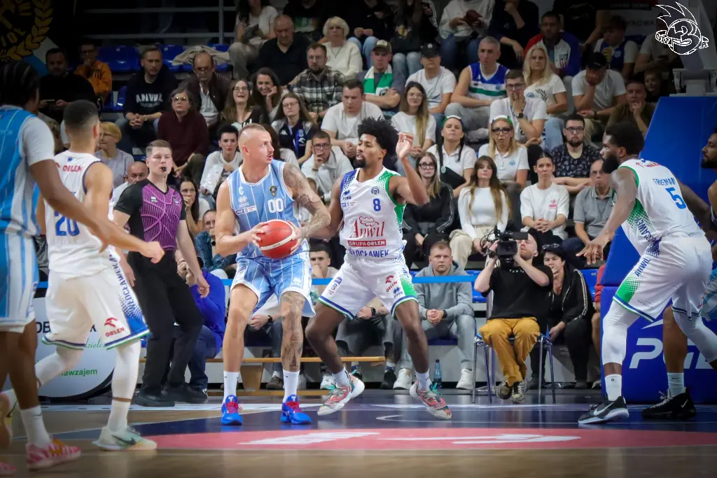 Galeria zdjęć 1 kolejki PGE Basket Ligi Anwil Włocławek-Górnik Zamek Książ — zdjęcie 152
