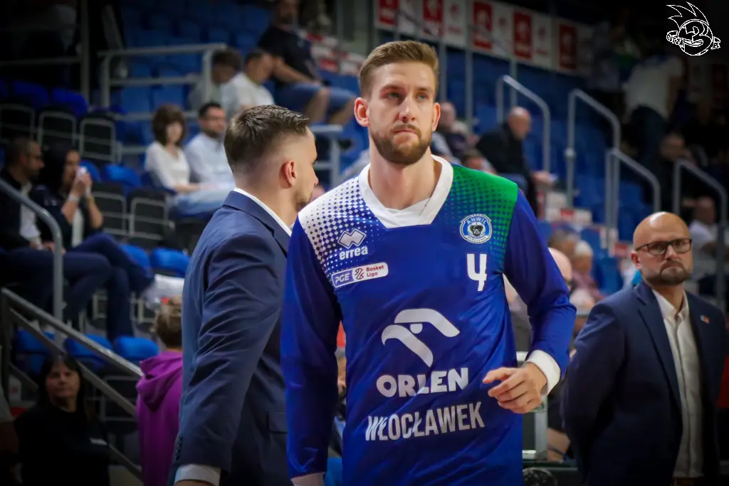 Galeria zdjęć 1 kolejki PGE Basket Ligi Anwil Włocławek-Górnik Zamek Książ — zdjęcie 17