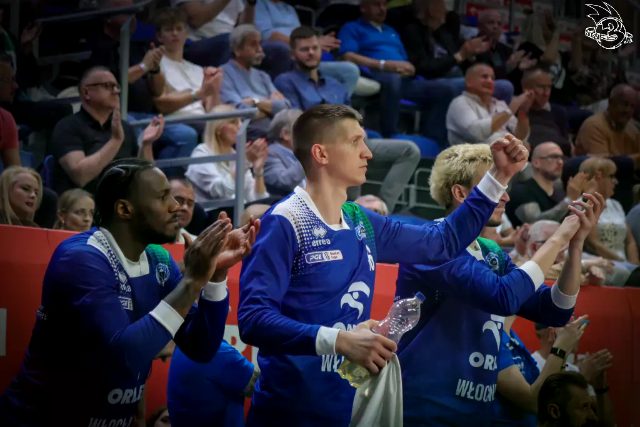 Galeria zdjęć 1 kolejki PGE Basket Ligi Anwil Włocławek-Górnik Zamek Książ — zdjęcie 69