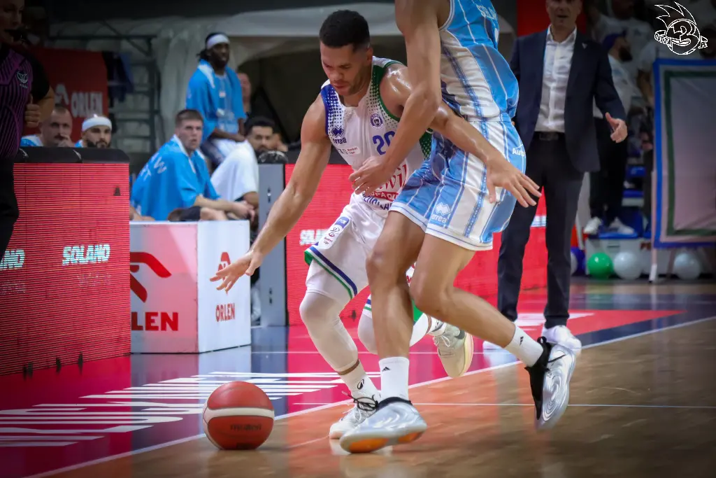 Galeria zdjęć 1 kolejki PGE Basket Ligi Anwil Włocławek-Górnik Zamek Książ — zdjęcie 124
