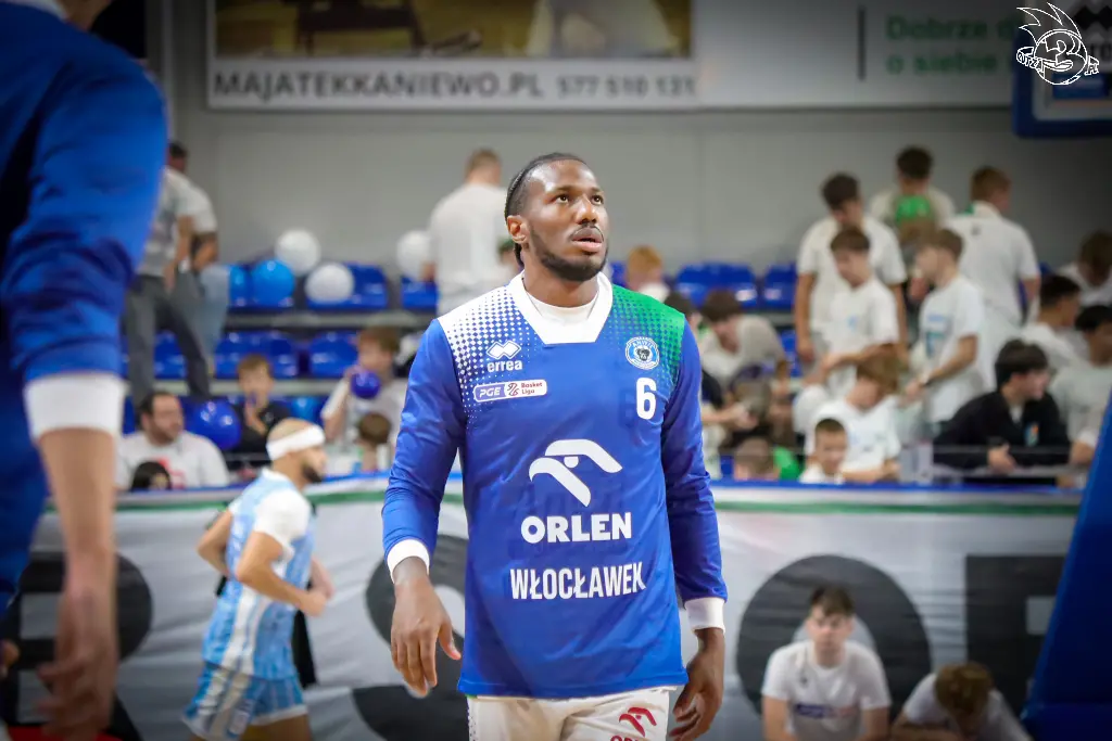 Galeria zdjęć 1 kolejki PGE Basket Ligi Anwil Włocławek-Górnik Zamek Książ — zdjęcie 1