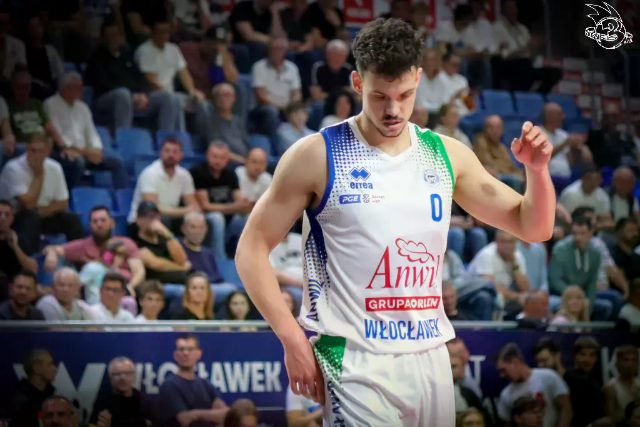 Galeria zdjęć 1 kolejki PGE Basket Ligi Anwil Włocławek-Górnik Zamek Książ — zdjęcie 155