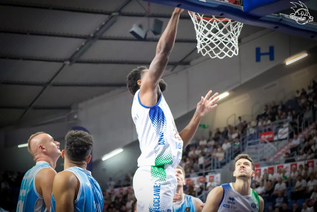 Galeria zdjęć 1 kolejki PGE Basket Ligi Anwil Włocławek-Górnik Zamek Książ — zdjęcie 47