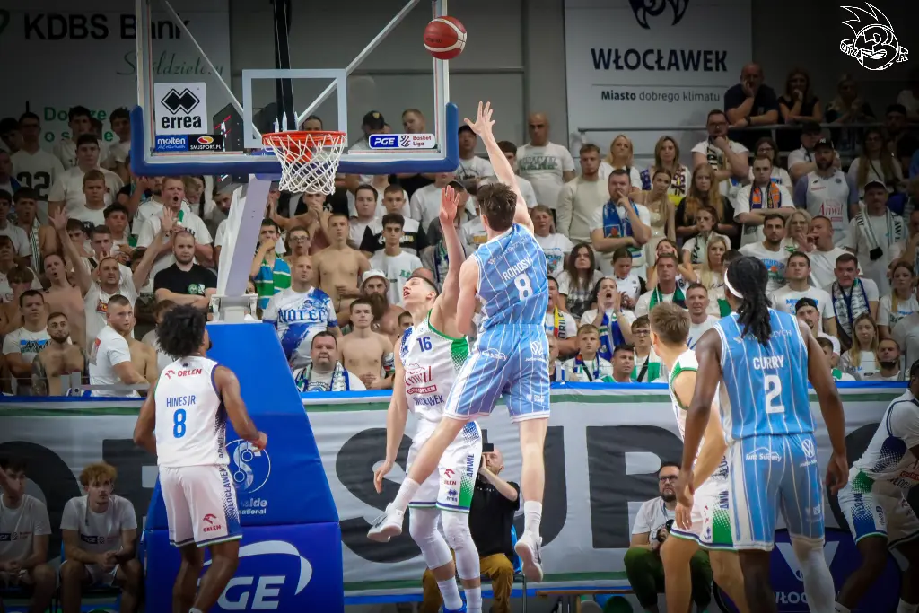 Galeria zdjęć 1 kolejki PGE Basket Ligi Anwil Włocławek-Górnik Zamek Książ — zdjęcie 106