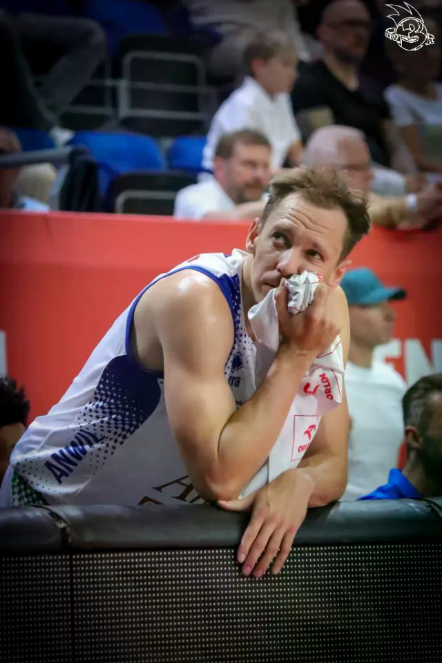 Galeria zdjęć 1 kolejki PGE Basket Ligi Anwil Włocławek-Górnik Zamek Książ — zdjęcie 147