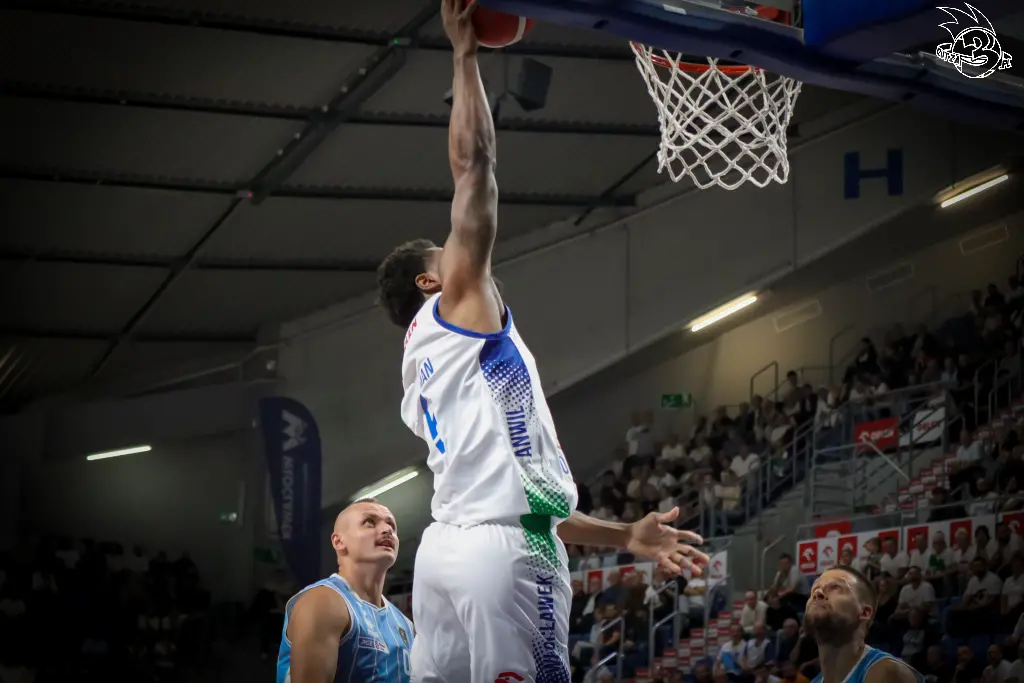 Galeria zdjęć 1 kolejki PGE Basket Ligi Anwil Włocławek-Górnik Zamek Książ — zdjęcie 51