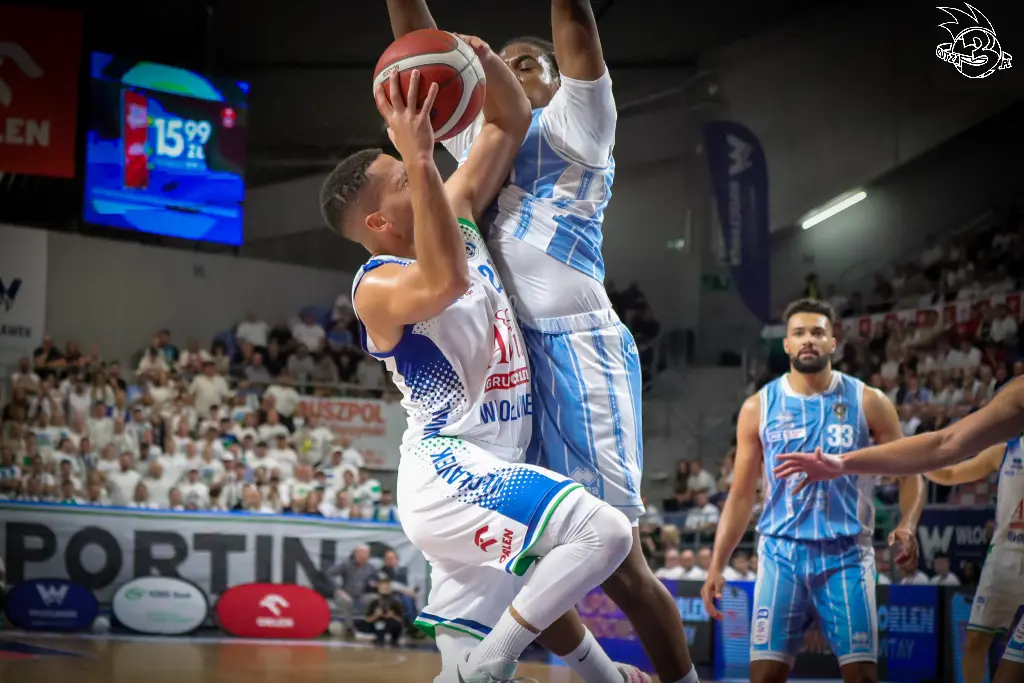Galeria zdjęć 1 kolejki PGE Basket Ligi Anwil Włocławek-Górnik Zamek Książ — zdjęcie 76