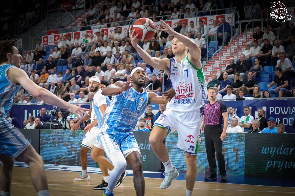 Galeria zdjęć 1 kolejki PGE Basket Ligi Anwil Włocławek-Górnik Zamek Książ — zdjęcie 107