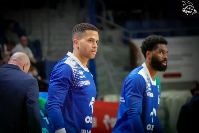 Galeria zdjęć 1 kolejki PGE Basket Ligi Anwil Włocławek-Górnik Zamek Książ — zdjęcie 7