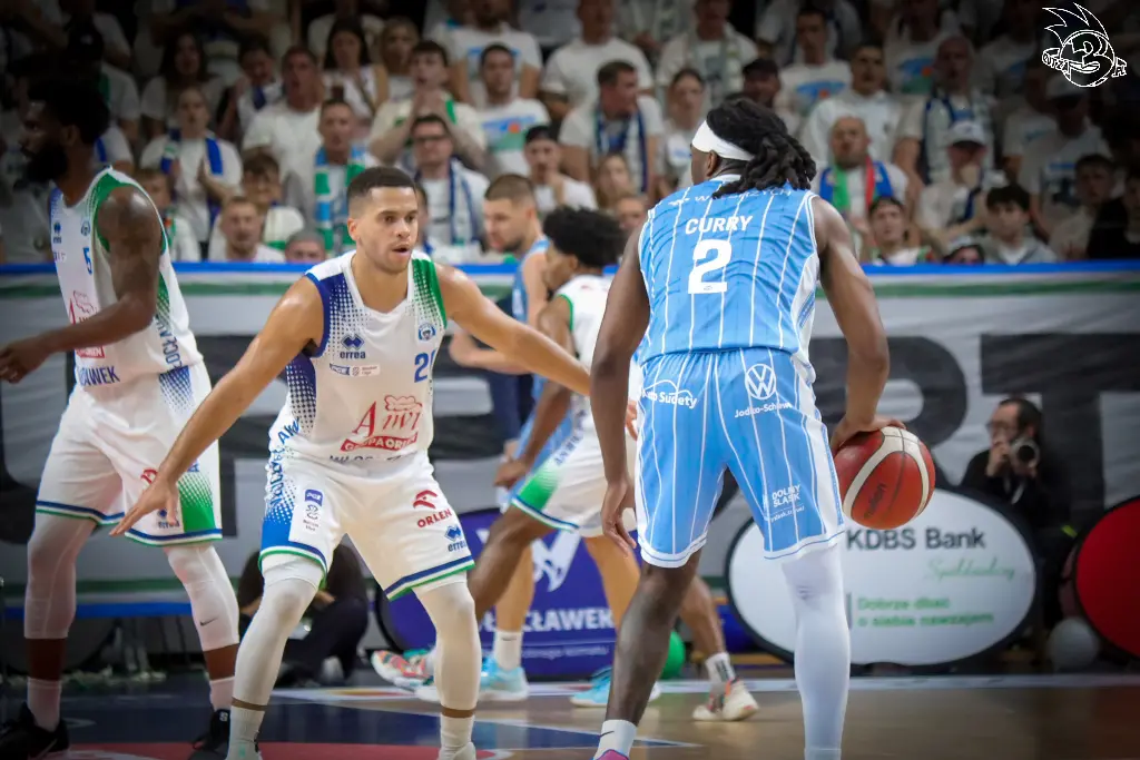 Galeria zdjęć 1 kolejki PGE Basket Ligi Anwil Włocławek-Górnik Zamek Książ — zdjęcie 133