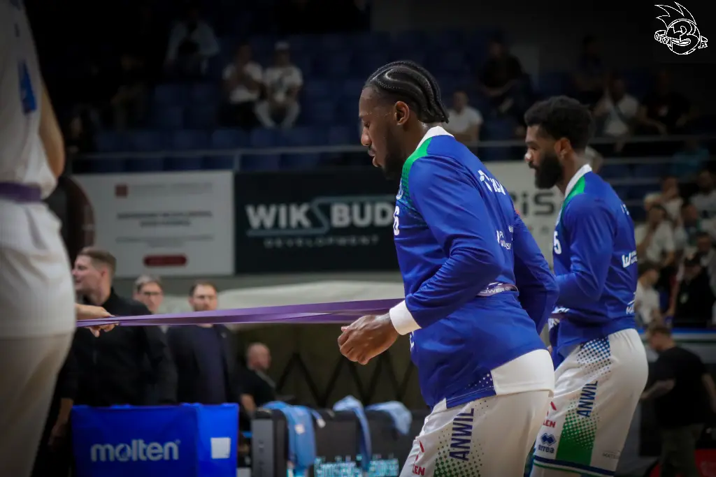 Galeria zdjęć 1 kolejki PGE Basket Ligi Anwil Włocławek-Górnik Zamek Książ — zdjęcie 14