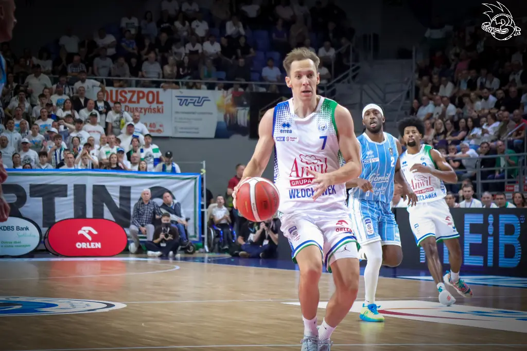 Galeria zdjęć 1 kolejki PGE Basket Ligi Anwil Włocławek-Górnik Zamek Książ — zdjęcie 93