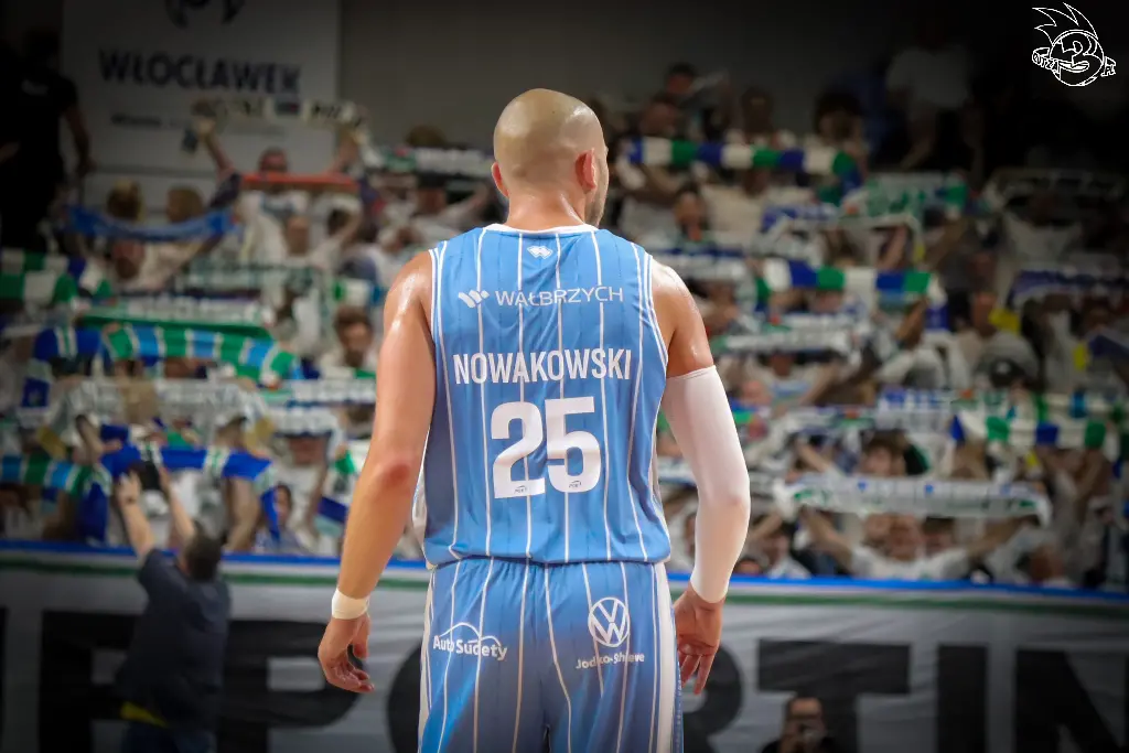 Galeria zdjęć 1 kolejki PGE Basket Ligi Anwil Włocławek-Górnik Zamek Książ — zdjęcie 123