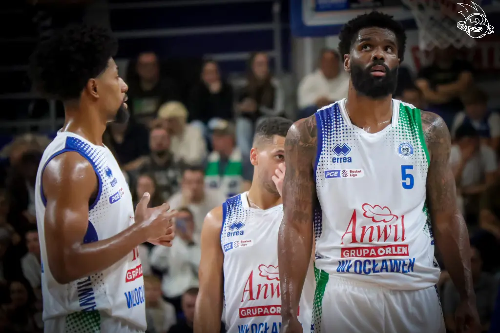 Galeria zdjęć 1 kolejki PGE Basket Ligi Anwil Włocławek-Górnik Zamek Książ — zdjęcie 165