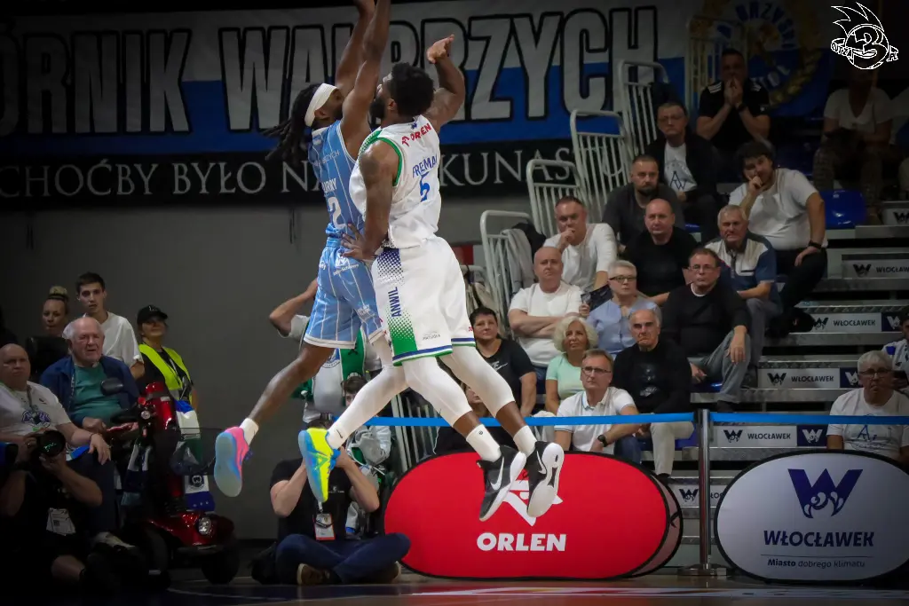 Galeria zdjęć 1 kolejki PGE Basket Ligi Anwil Włocławek-Górnik Zamek Książ — zdjęcie 169