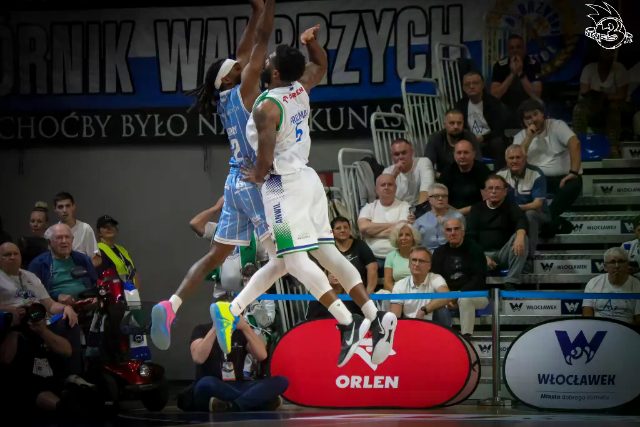 Galeria zdjęć 1 kolejki PGE Basket Ligi Anwil Włocławek-Górnik Zamek Książ — zdjęcie 169