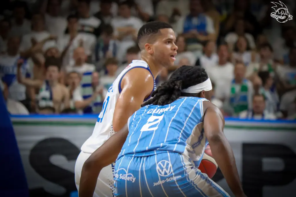 Galeria zdjęć 1 kolejki PGE Basket Ligi Anwil Włocławek-Górnik Zamek Książ — zdjęcie 132