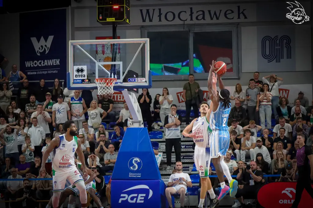Galeria zdjęć 1 kolejki PGE Basket Ligi Anwil Włocławek-Górnik Zamek Książ — zdjęcie 206