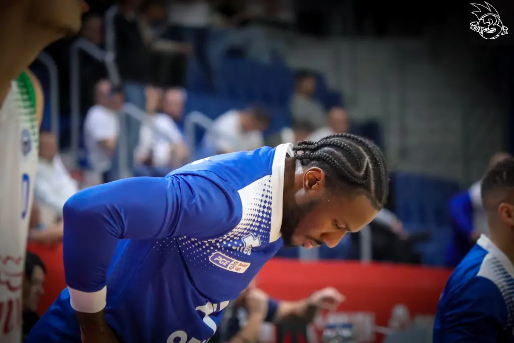 Galeria zdjęć 1 kolejki PGE Basket Ligi Anwil Włocławek-Górnik Zamek Książ — zdjęcie 6