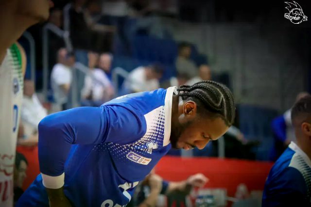 Galeria zdjęć 1 kolejki PGE Basket Ligi Anwil Włocławek-Górnik Zamek Książ — zdjęcie 6
