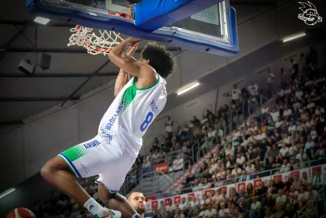 Galeria zdjęć 1 kolejki PGE Basket Ligi Anwil Włocławek-Górnik Zamek Książ — zdjęcie 126