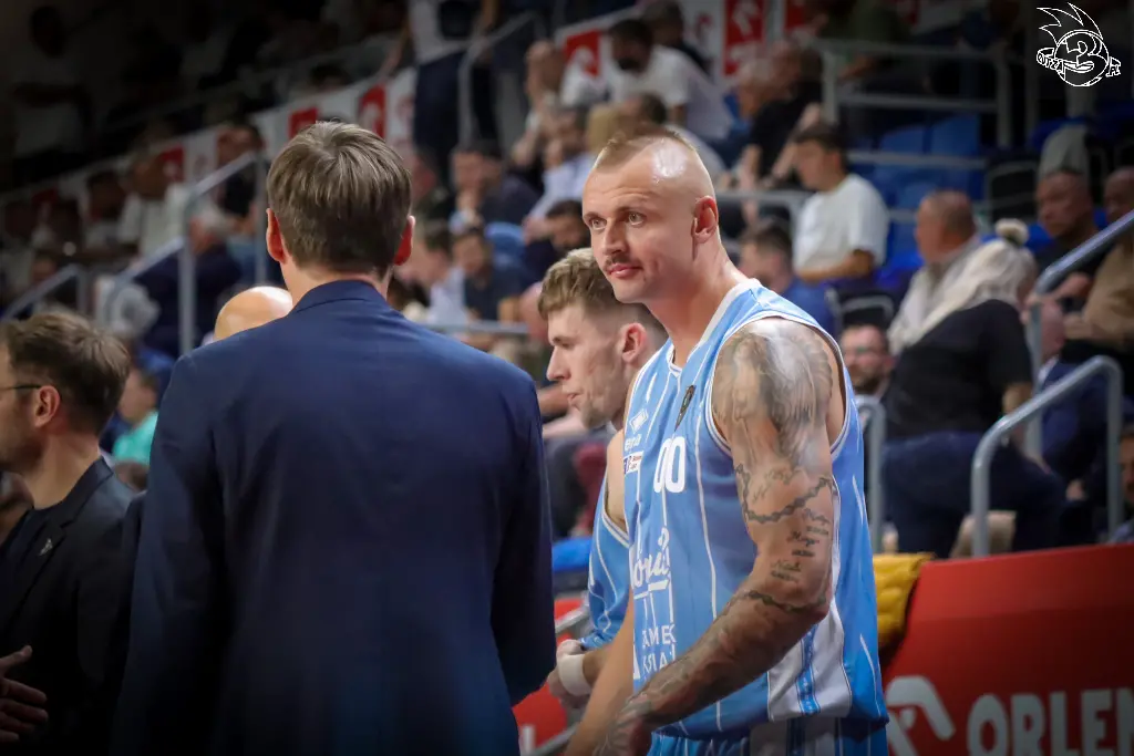Galeria zdjęć 1 kolejki PGE Basket Ligi Anwil Włocławek-Górnik Zamek Książ — zdjęcie 150