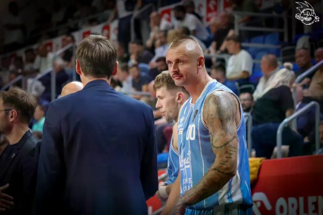 Galeria zdjęć 1 kolejki PGE Basket Ligi Anwil Włocławek-Górnik Zamek Książ — zdjęcie 150