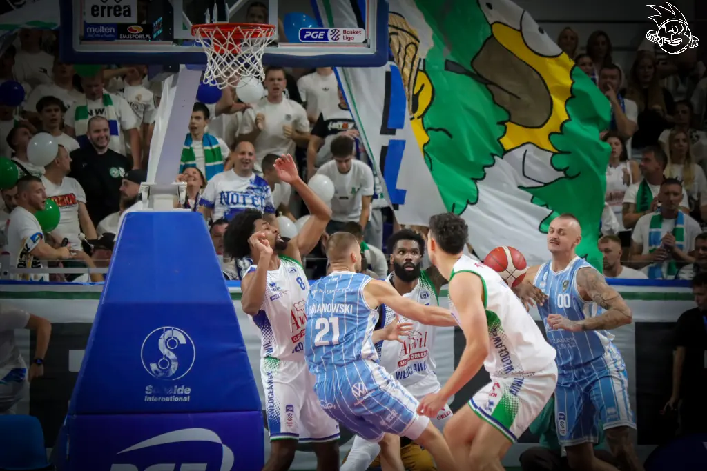 Galeria zdjęć 1 kolejki PGE Basket Ligi Anwil Włocławek-Górnik Zamek Książ — zdjęcie 45
