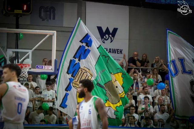 Galeria zdjęć 1 kolejki PGE Basket Ligi Anwil Włocławek-Górnik Zamek Książ — zdjęcie 40