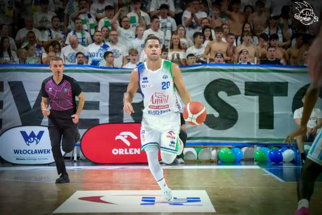 Galeria zdjęć 1 kolejki PGE Basket Ligi Anwil Włocławek-Górnik Zamek Książ — zdjęcie 91
